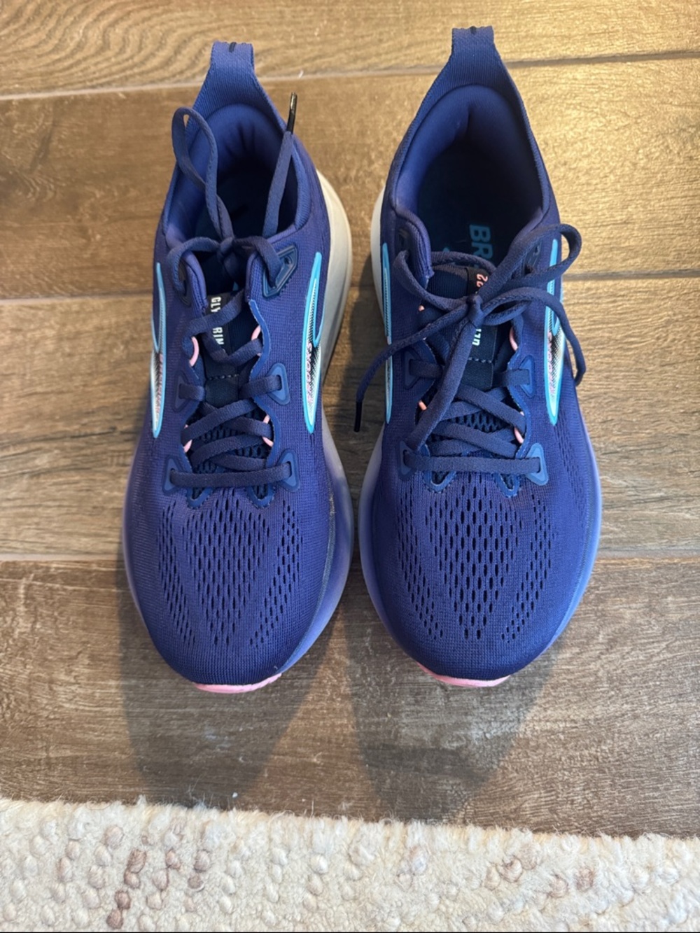 Brooks Glycerin 22 - Picture 2 of 4